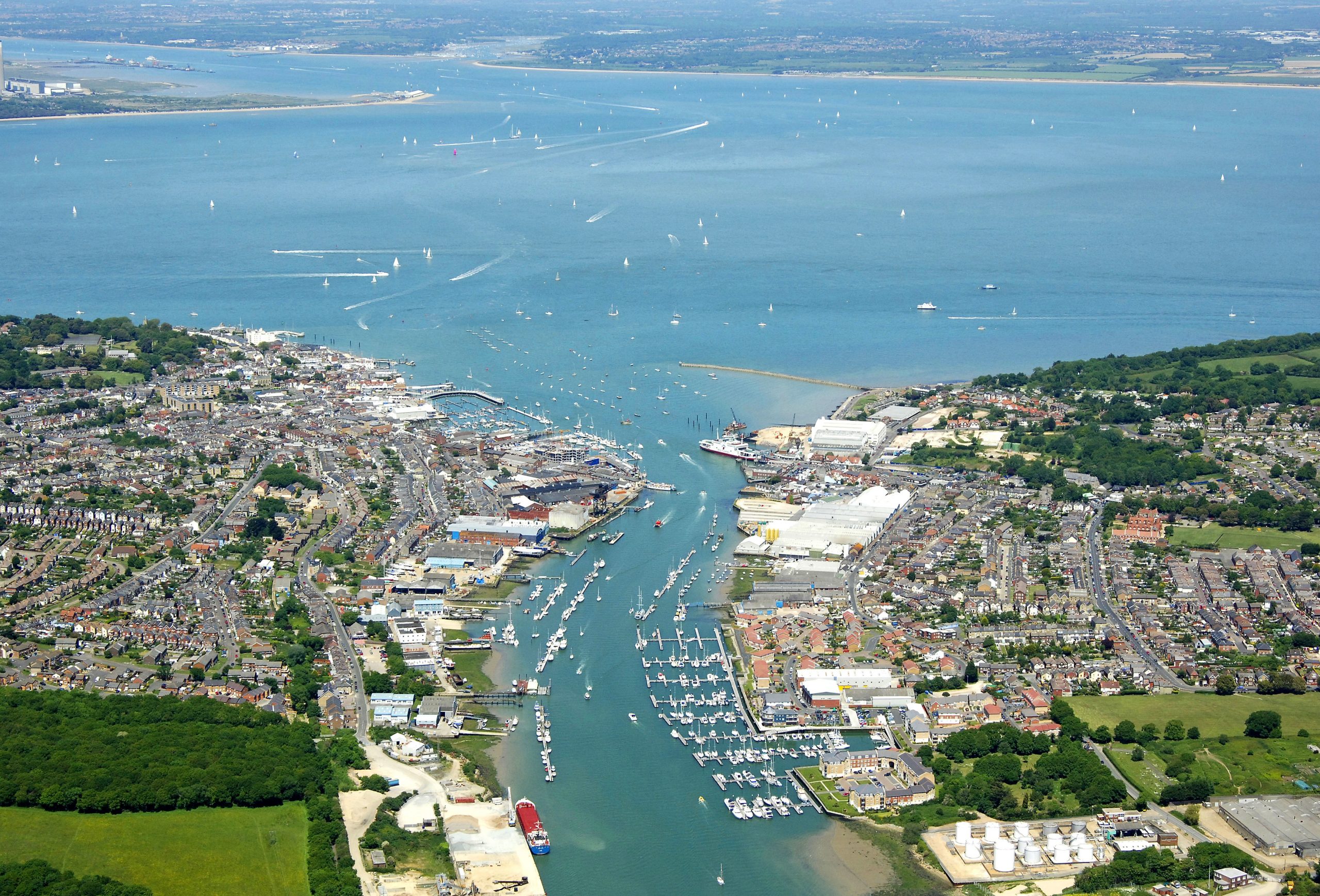 Cowes_solent